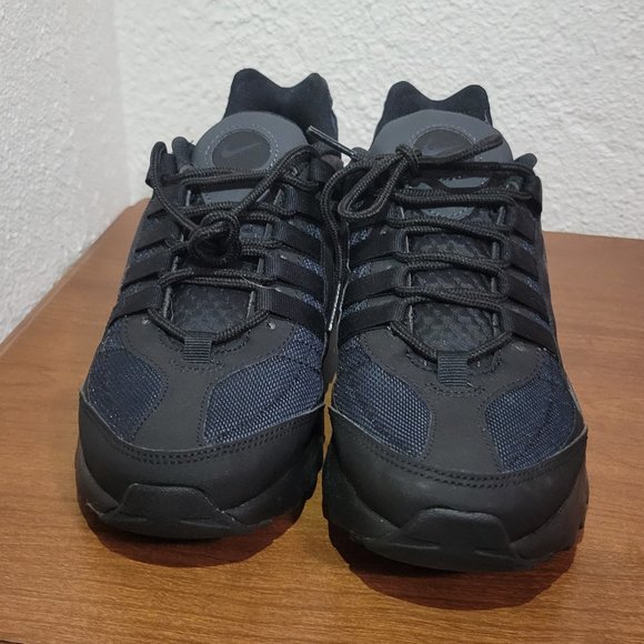 Black Nike Air VG-R size 7.5 main image 4